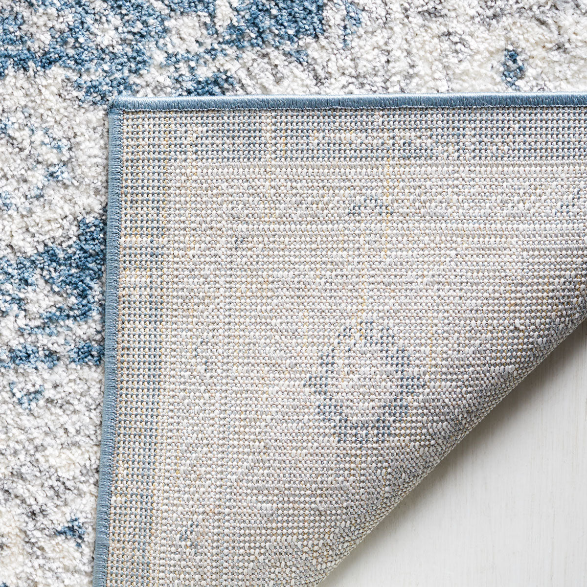 Layla 101 Rug | Safavieh - LAY101