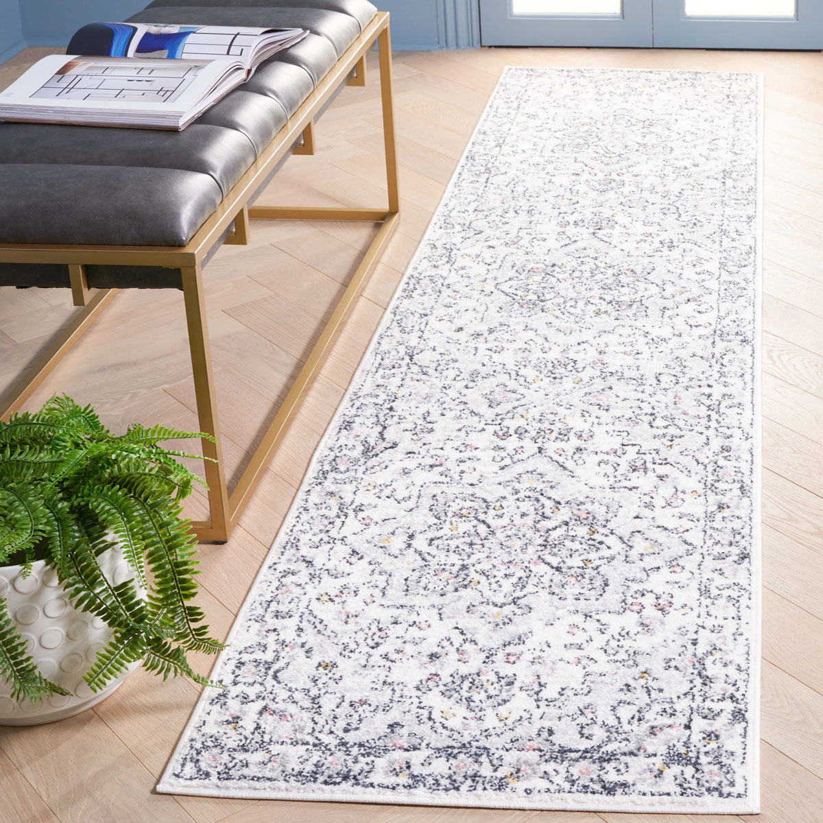 Layla 102 Rug | Safavieh - LAY102
