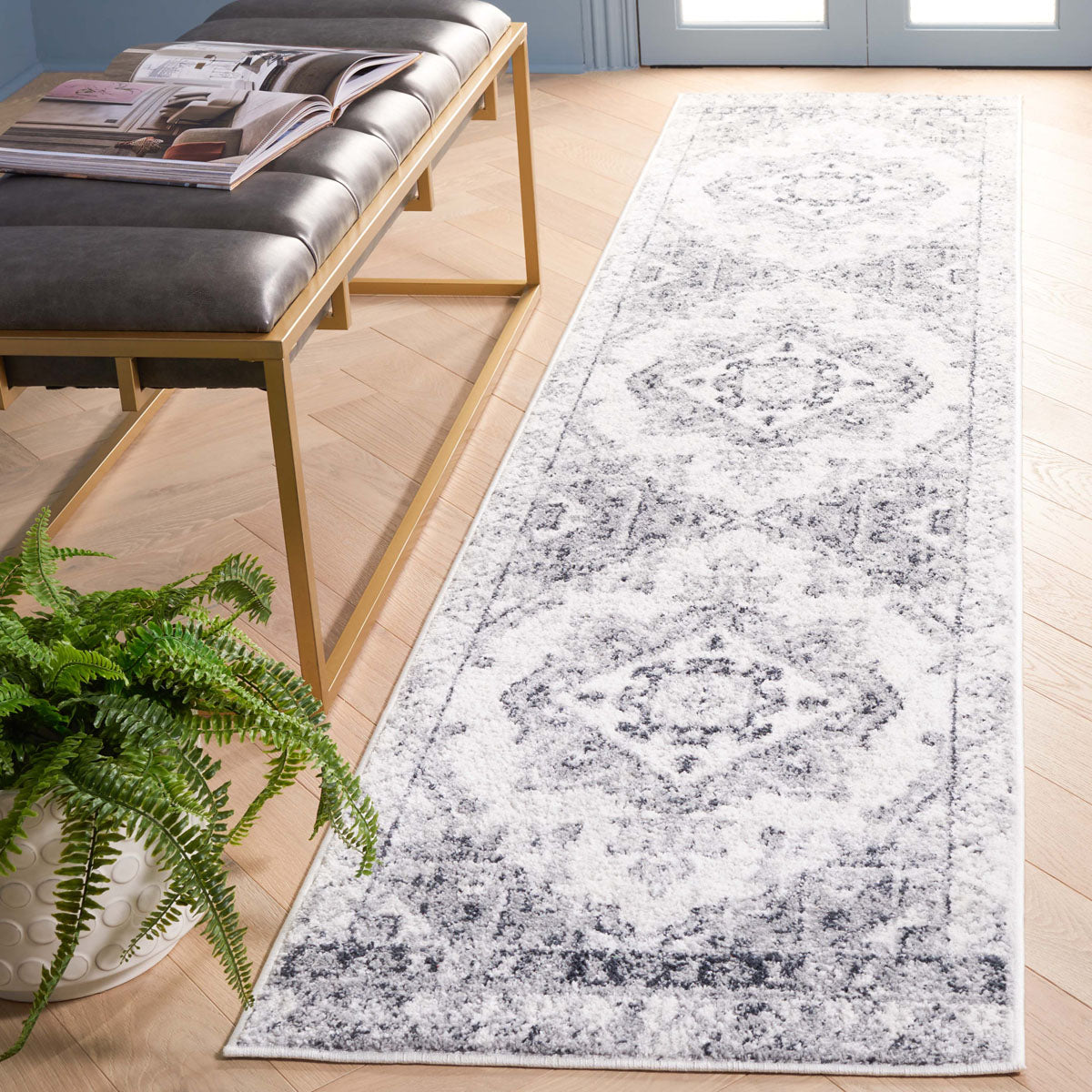 Layla 104 Rug | Safavieh - LAY104